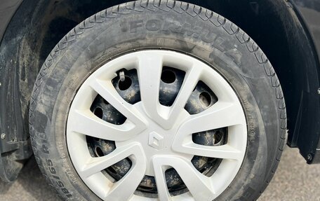 Renault Logan II, 2018 год, 1 250 000 рублей, 10 фотография