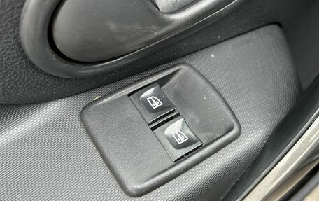 Renault Logan II, 2018 год, 1 250 000 рублей, 19 фотография