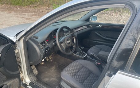 Audi A6, 2000 год, 550 000 рублей, 9 фотография