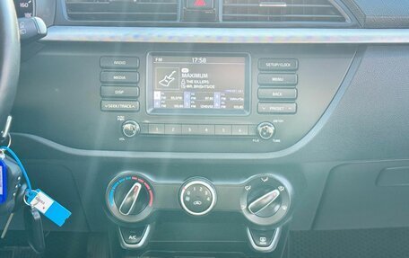 KIA Rio IV, 2018 год, 1 569 000 рублей, 15 фотография