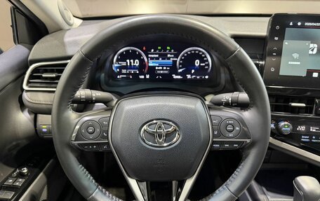 Toyota Camry, 2023 год, 3 450 000 рублей, 10 фотография