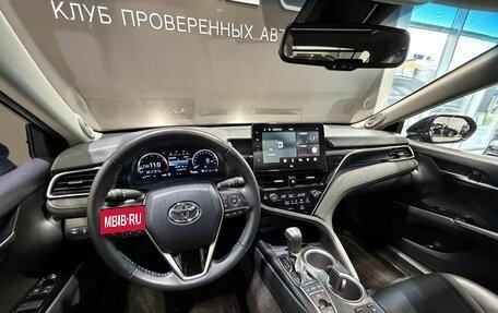 Toyota Camry, 2023 год, 3 450 000 рублей, 9 фотография