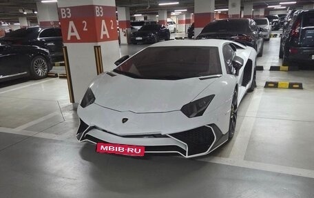 Lamborghini Aventador I рестайлинг, 2013 год, 29 270 000 рублей, 1 фотография