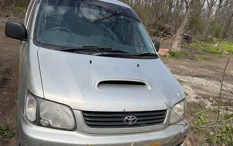 Toyota Lite Ace IV, 2000 год, 700 000 рублей, 3 фотография