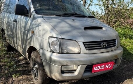 Toyota Lite Ace IV, 2000 год, 700 000 рублей, 1 фотография