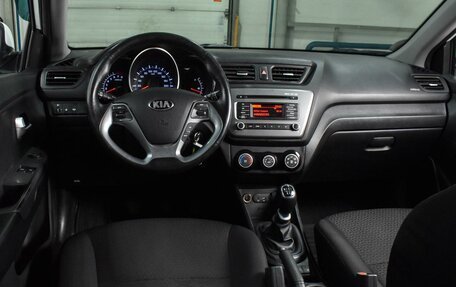 KIA Rio III рестайлинг, 2015 год, 999 000 рублей, 6 фотография