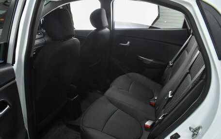 KIA Rio III рестайлинг, 2015 год, 999 000 рублей, 11 фотография