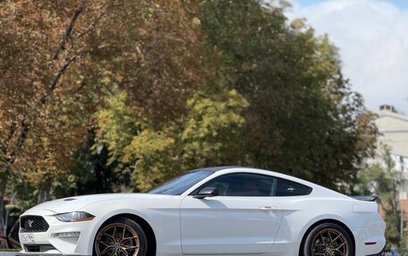 Ford Mustang VI рестайлинг, 2017 год, 2 950 000 рублей, 3 фотография