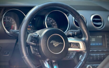 Ford Mustang VI рестайлинг, 2017 год, 2 950 000 рублей, 8 фотография