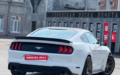 Ford Mustang VI рестайлинг, 2017 год, 2 950 000 рублей, 5 фотография