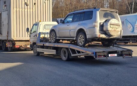 Mitsubishi Pajero IV, 2011 год, 750 000 рублей, 2 фотография