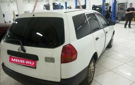 Nissan AD II, 2001 год, 270 000 рублей, 2 фотография