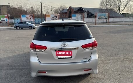 Toyota Wish II, 2009 год, 1 350 000 рублей, 13 фотография