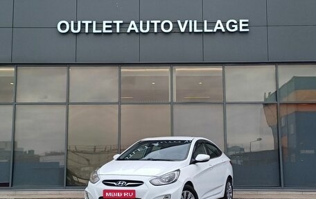 Hyundai Solaris II рестайлинг, 2011 год, 549 000 рублей, 1 фотография