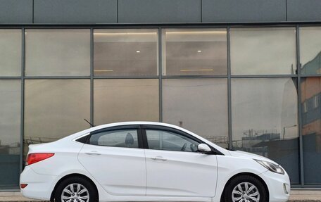 Hyundai Solaris II рестайлинг, 2011 год, 549 000 рублей, 3 фотография