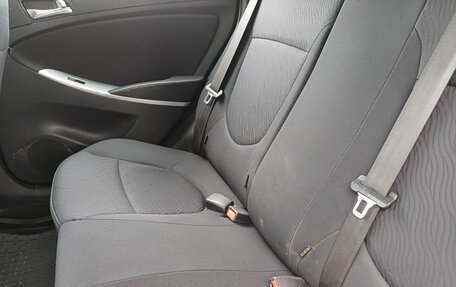 Hyundai Solaris II рестайлинг, 2011 год, 549 000 рублей, 9 фотография