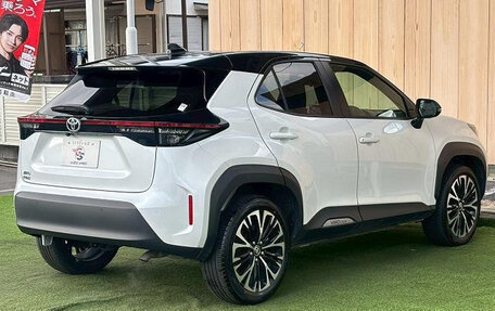 Toyota Yaris Cross, 2025 год, 1 600 000 рублей, 9 фотография