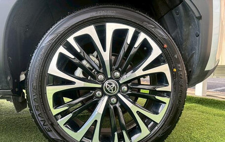 Toyota Yaris Cross, 2025 год, 1 600 000 рублей, 14 фотография