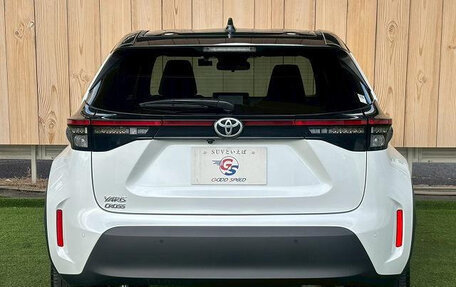 Toyota Yaris Cross, 2025 год, 1 600 000 рублей, 10 фотография