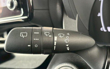 Toyota Yaris Cross, 2025 год, 1 600 000 рублей, 24 фотография