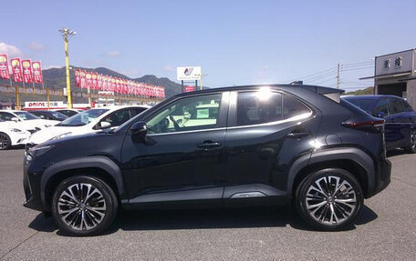 Toyota Yaris Cross, 2021 год, 1 680 000 рублей, 7 фотография