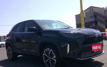 Toyota Yaris Cross, 2021 год, 1 680 000 рублей, 2 фотография