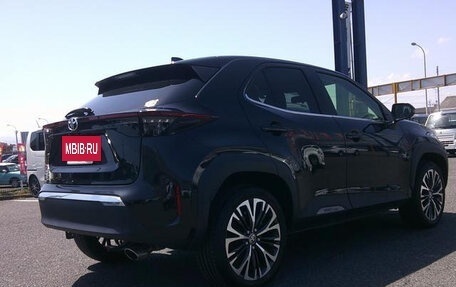 Toyota Yaris Cross, 2021 год, 1 680 000 рублей, 4 фотография