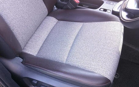 Toyota Yaris Cross, 2021 год, 1 680 000 рублей, 19 фотография