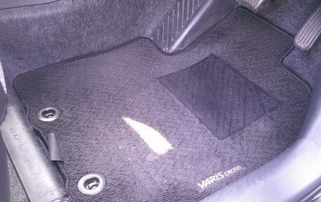 Toyota Yaris Cross, 2021 год, 1 680 000 рублей, 21 фотография