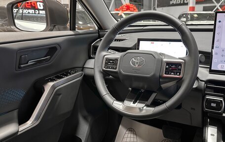 Toyota RAV4, 2026 год, 4 237 000 рублей, 28 фотография