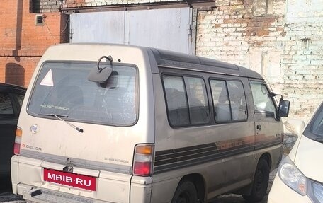 Mitsubishi Delica III, 1990 год, 300 000 рублей, 4 фотография