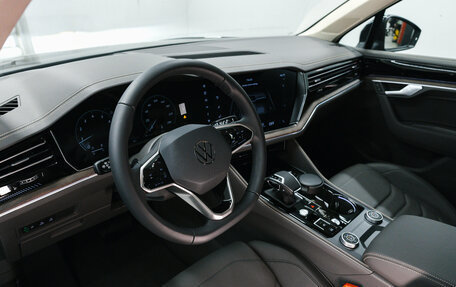 Volkswagen Touareg III, 2025 год, 8 400 000 рублей, 17 фотография