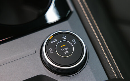 Volkswagen Touareg III, 2025 год, 8 400 000 рублей, 36 фотография