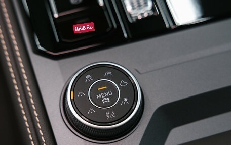 Volkswagen Touareg III, 2025 год, 8 400 000 рублей, 37 фотография