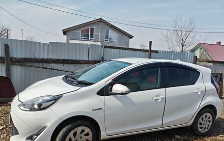 Toyota Aqua I, 2018 год, 890 000 рублей, 4 фотография