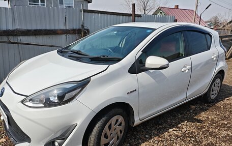 Toyota Aqua I, 2018 год, 890 000 рублей, 8 фотография