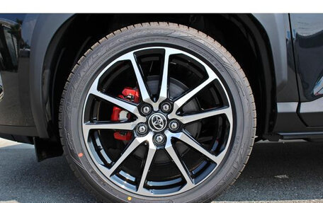 Toyota Yaris Cross, 2024 год, 1 800 000 рублей, 13 фотография