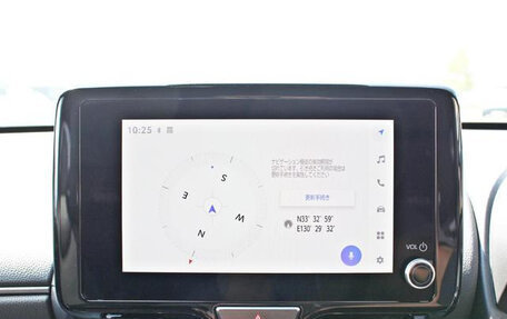 Toyota Yaris Cross, 2024 год, 1 800 000 рублей, 21 фотография