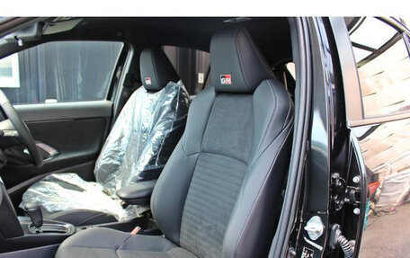 Toyota Yaris Cross, 2024 год, 1 800 000 рублей, 35 фотография