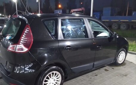 Renault Scenic III, 2009 год, 700 000 рублей, 3 фотография