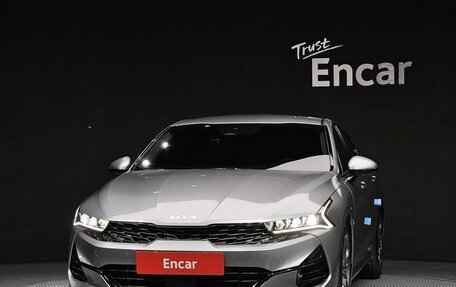KIA K5, 2022 год, 2 100 000 рублей, 2 фотография