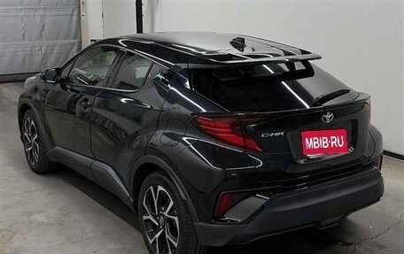 Toyota C-HR I рестайлинг, 2022 год, 1 960 000 рублей, 4 фотография