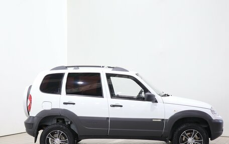 Chevrolet Niva I рестайлинг, 2015 год, 625 000 рублей, 4 фотография