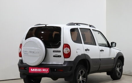 Chevrolet Niva I рестайлинг, 2015 год, 625 000 рублей, 5 фотография