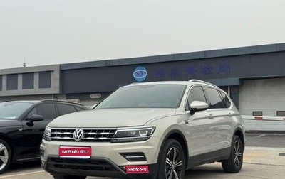 Volkswagen Tiguan II, 2023 год, 2 500 000 рублей, 1 фотография