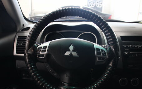 Mitsubishi Outlander III рестайлинг 3, 2008 год, 1 098 000 рублей, 9 фотография