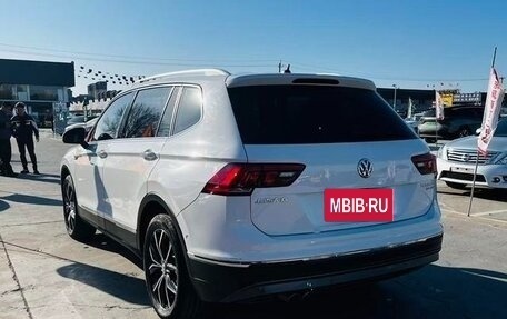 Volkswagen Tiguan II, 2023 год, 2 500 000 рублей, 7 фотография