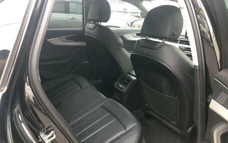Audi A4, 2019 год, 1 420 007 рублей, 11 фотография