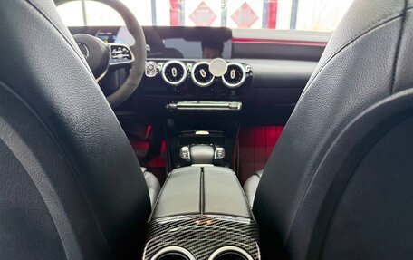 Mercedes-Benz A-Класс, 2021 год, 2 190 000 рублей, 5 фотография