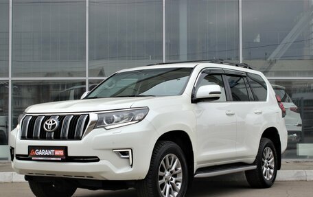 Toyota Land Cruiser Prado 150 рестайлинг 2, 2019 год, 6 150 000 рублей, 2 фотография